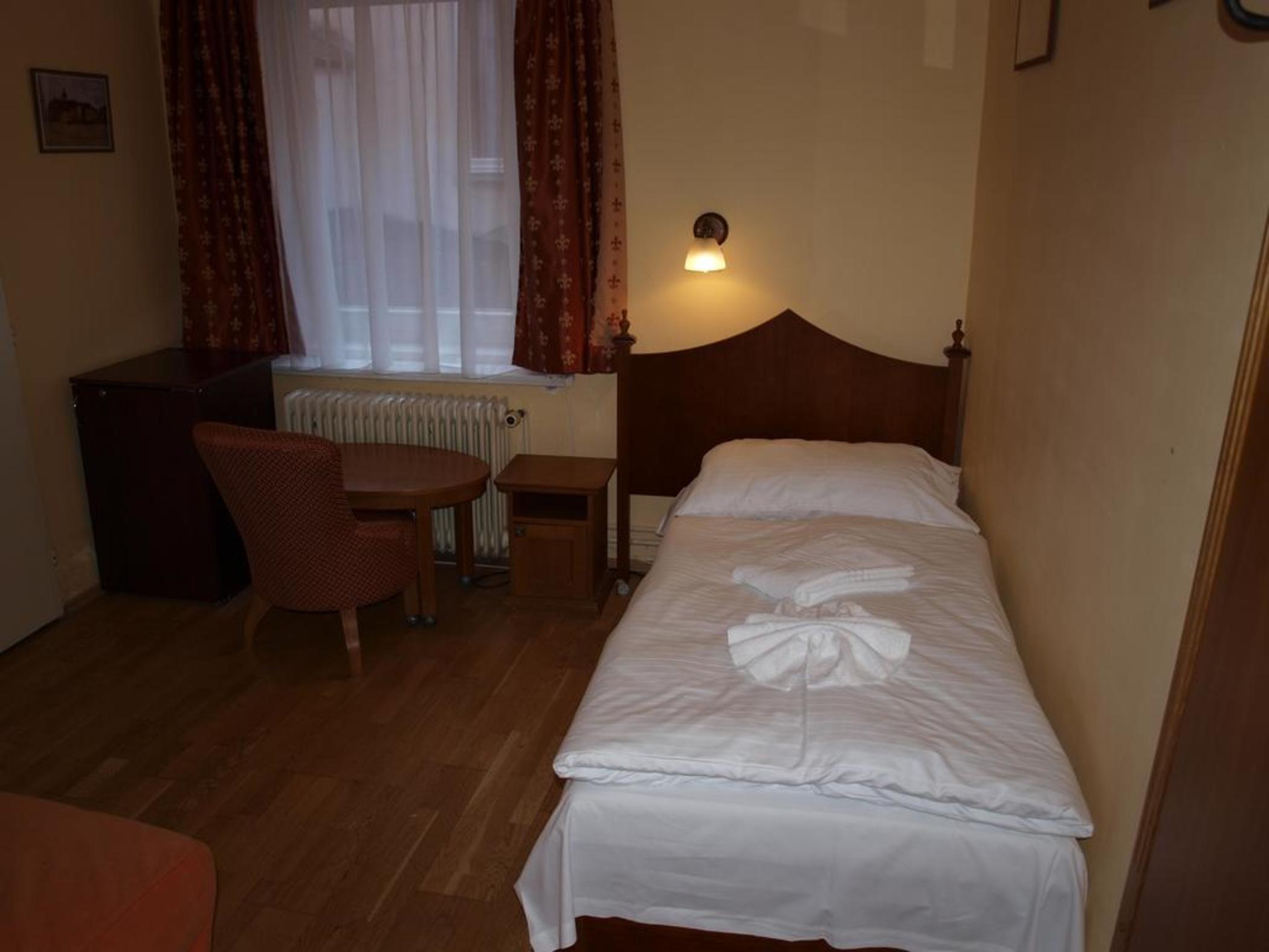 Hotel King George Praha Bagian luar foto