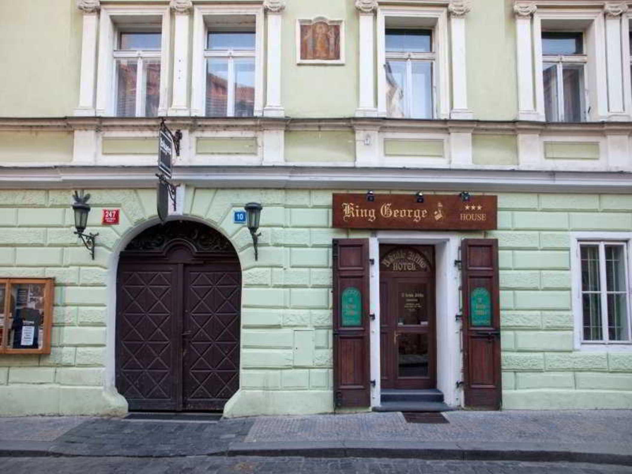 Hotel King George Praha Bagian luar foto