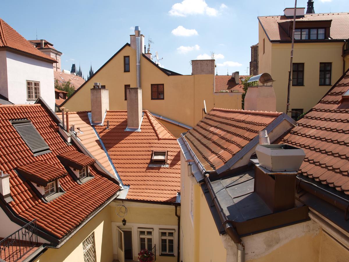 Hotel King George Praha Bagian luar foto